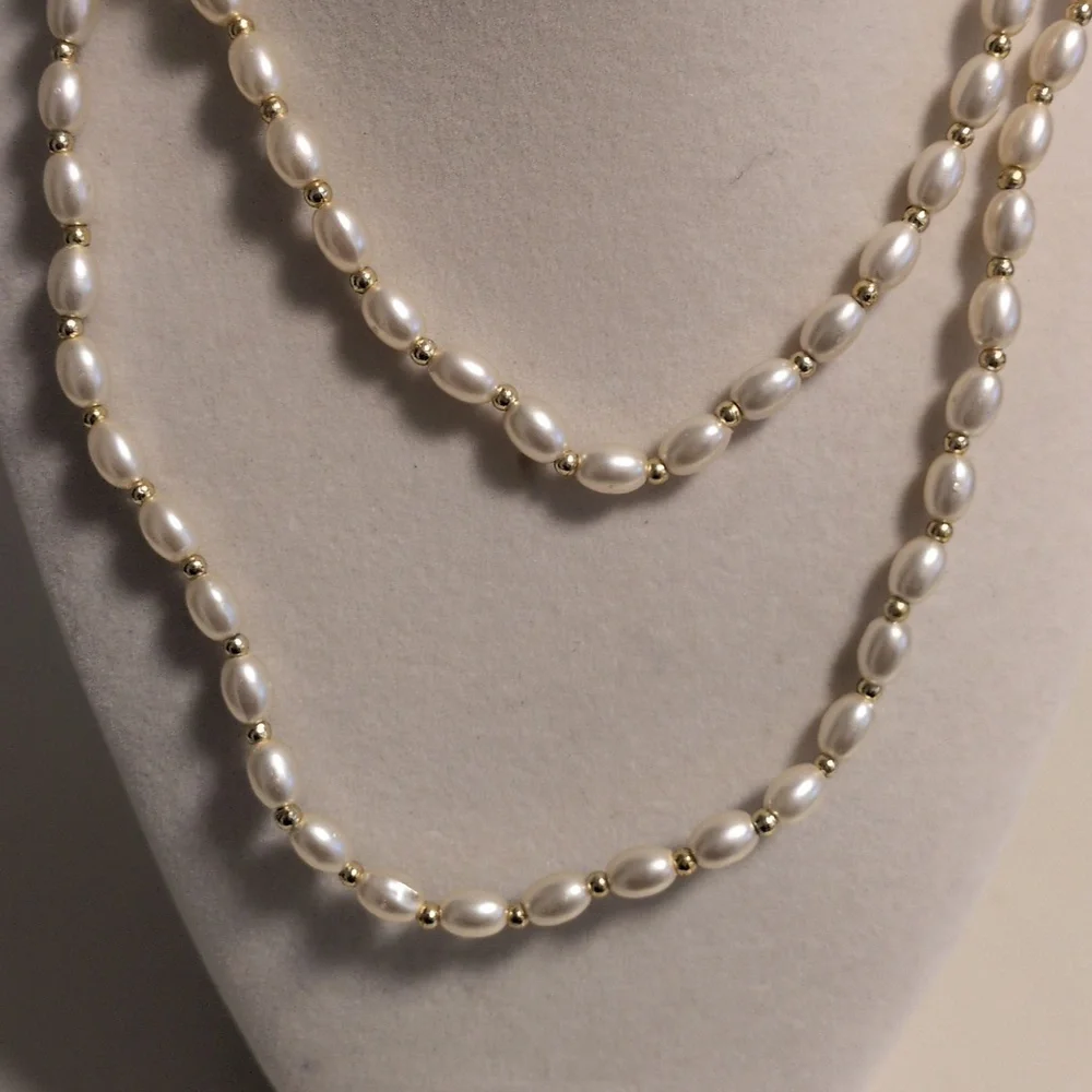 Elegant Pearl‎ And Gold Beaded Necklace